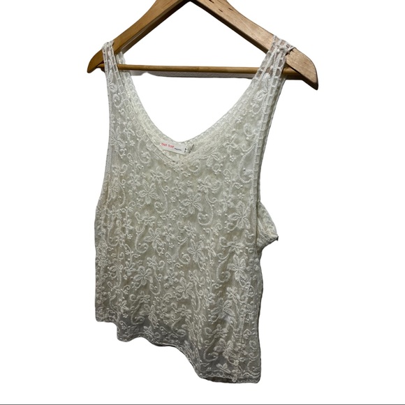 LOVE TREE HAPPENS IVORY CREAM LACE SHEER FLORAL SCOOP NECK TANK BLOUSE - Picture 1 of 13